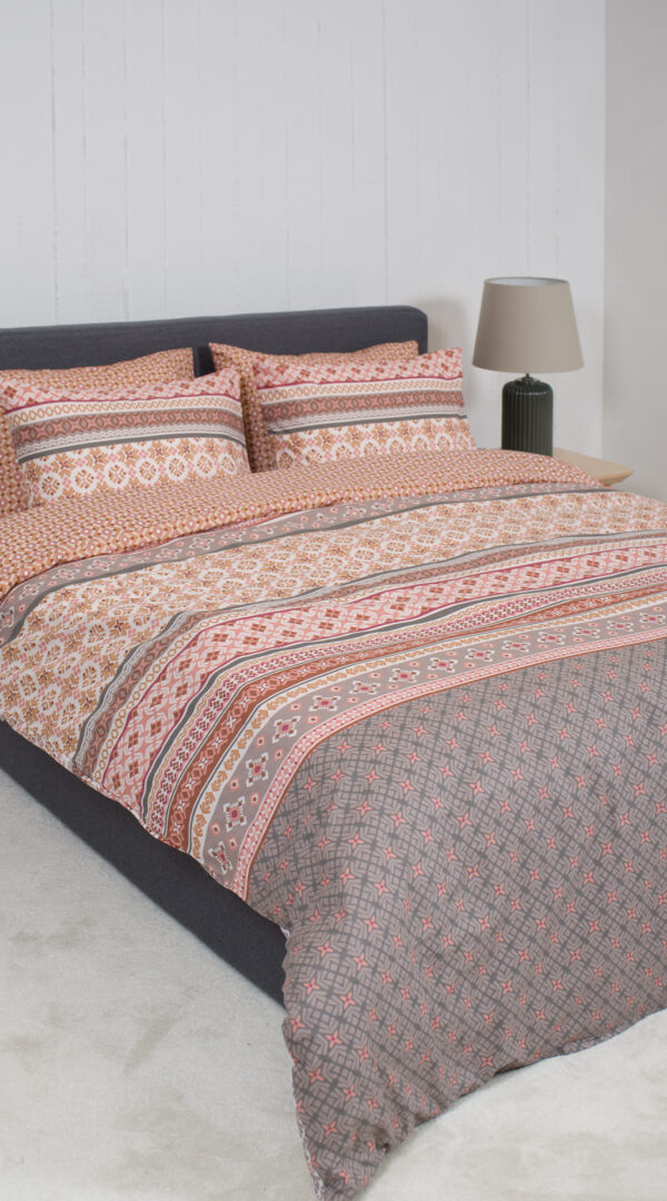 Carpet Strom DM - HOME Nordic 856 Lampeter Cayenne Παπλωματοθήκη